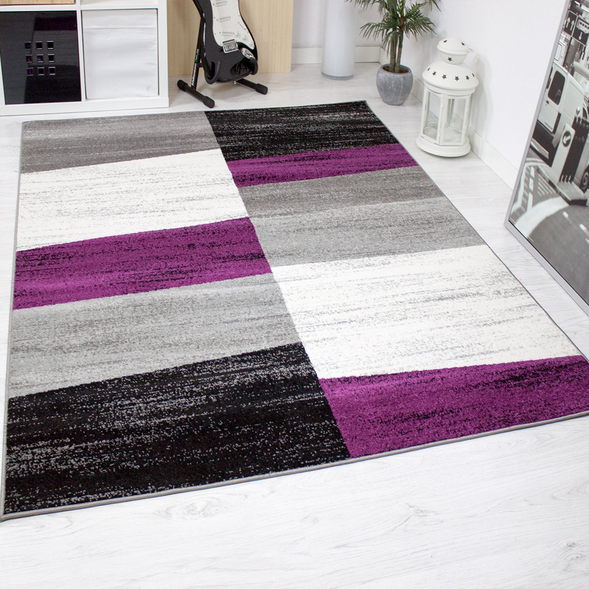 Design salon tapis géométrique motif moucheté mauve gris blanc ...
